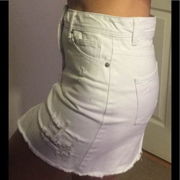 WHITE DISTRESSED DETAILED DENIM SKIRT - Picture 4 of 8